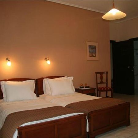 Villa C & C Делфи Екстериор снимка